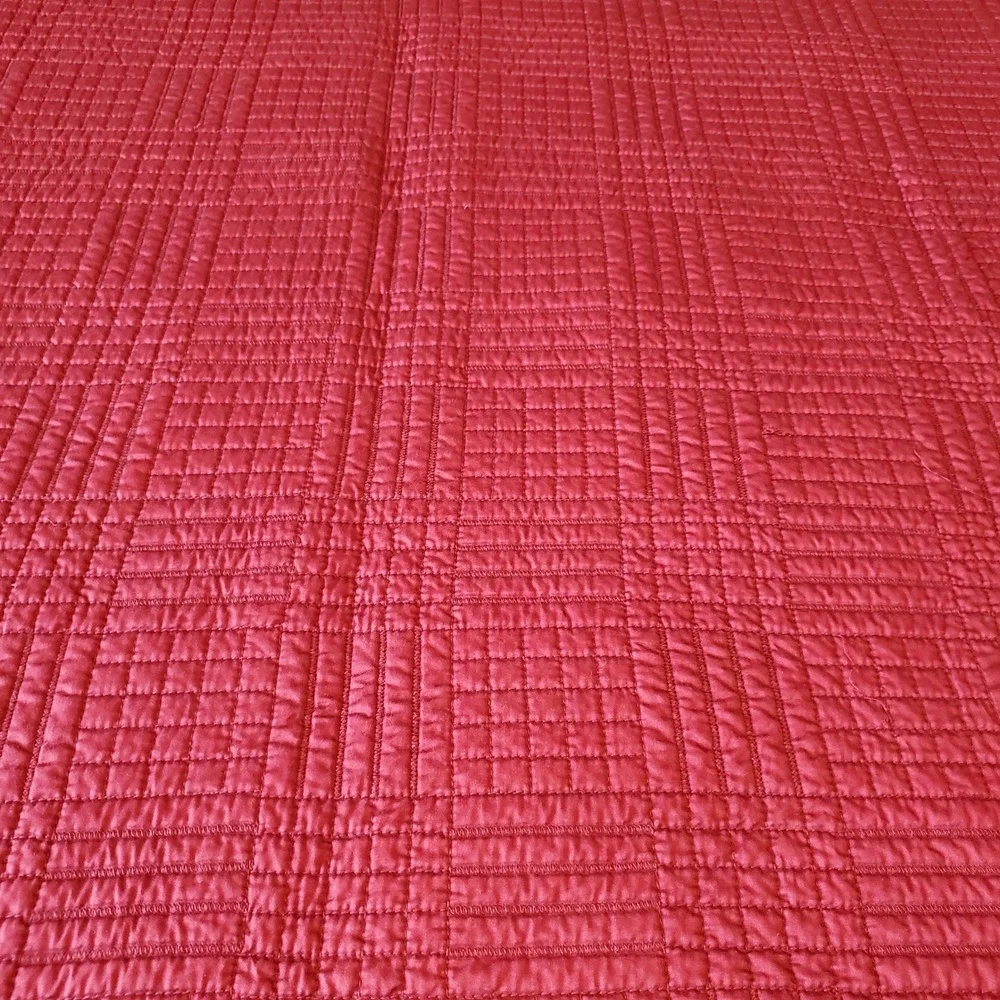 Queen Cotton Sateen Quilted Bed Cover Burgundy Red Geometric Grid Bedspread